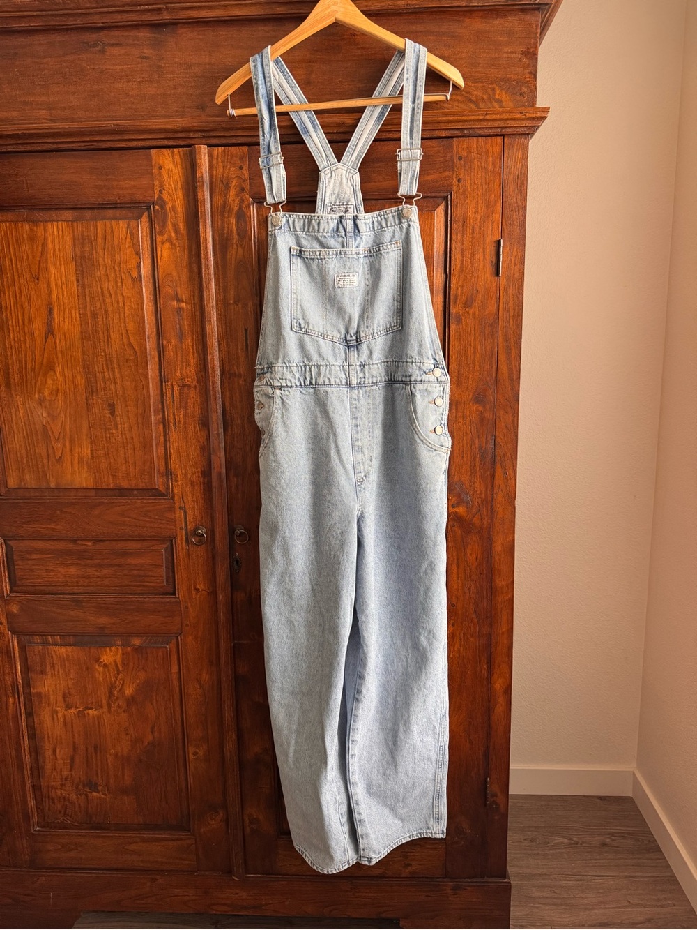 Levis Lightwash Overalls Large